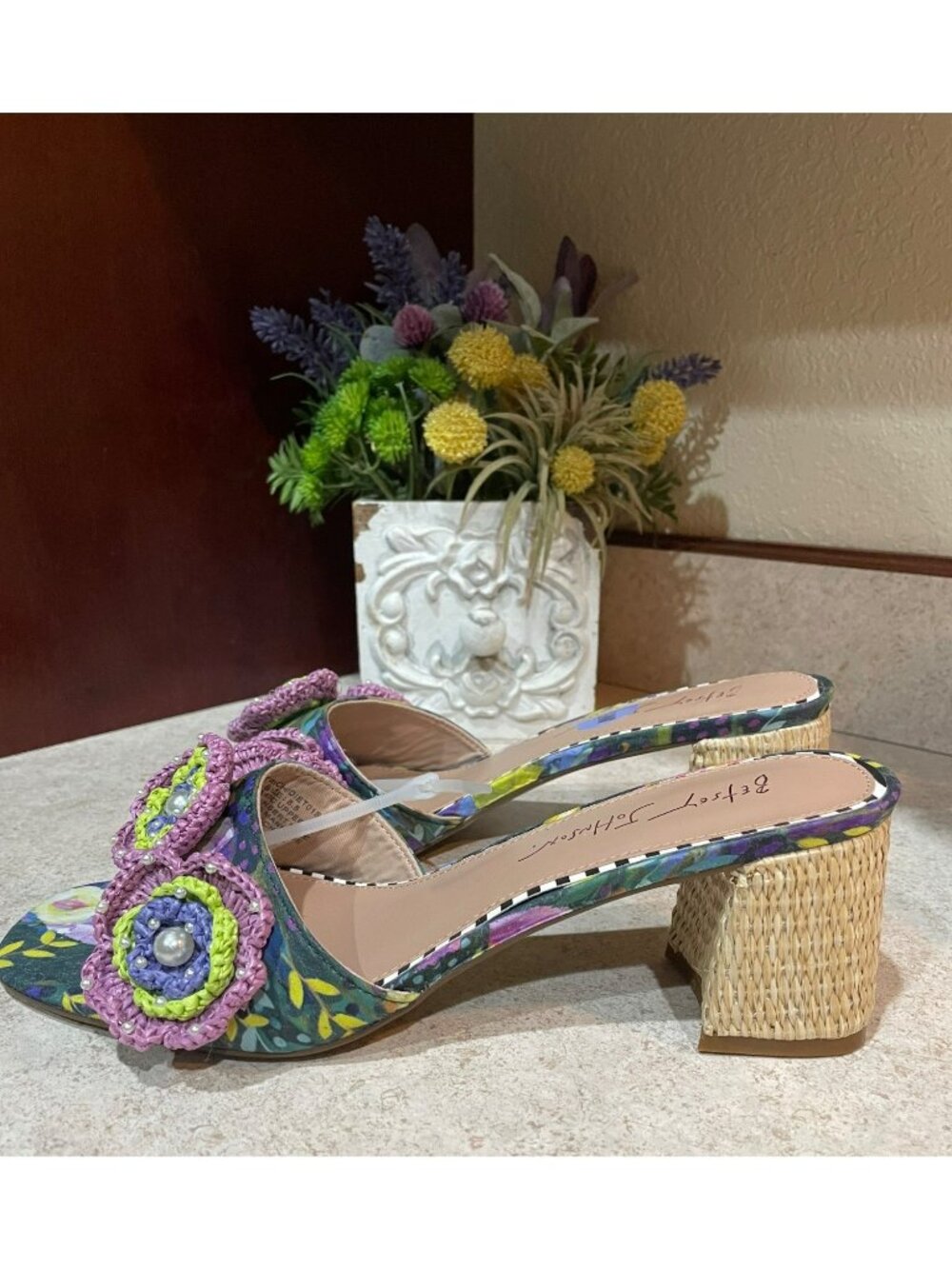 Betsey Johnson Floral & Crochet Embellished Sandals With Raffia Block Heel Size - Picture 3 of 10